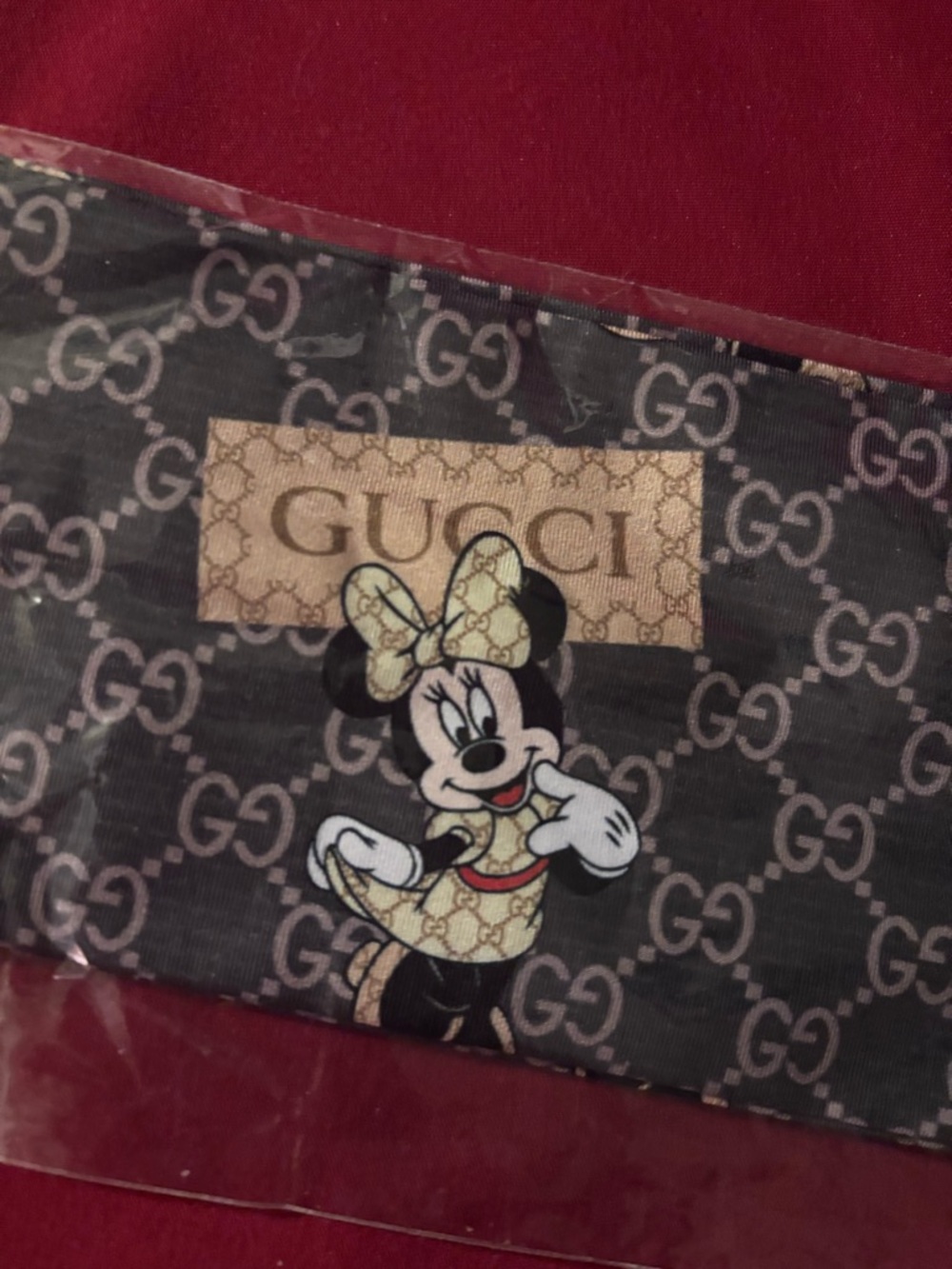 Re-Poshing black/Brown Patterned Headband w/Minnie Mouse Character Print. - Picture 4 of 4